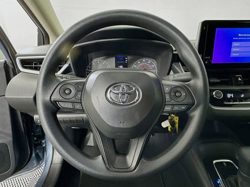 Used 2025 Toyota Corolla LE image 11
