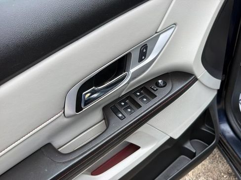 Used 2015 GMC Terrain SLE AWD/4WD image 13