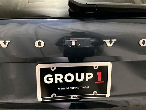 Used 2022 Volvo XC60 B6 Inscription w/ Advanced Package AWD/4WD image 32