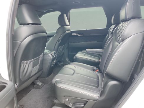 Used 2022 Hyundai Palisade Calligraphy FWD image 17