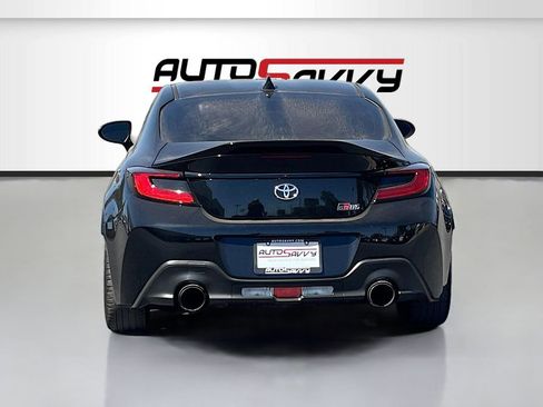 Used 2025 Toyota GR86 Premium w/ ALL Weather Mat Package (TMS) RWD image 6