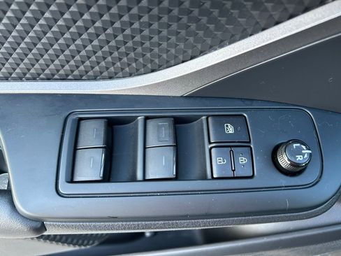 Certified 2021 Toyota C-HR LE image 16