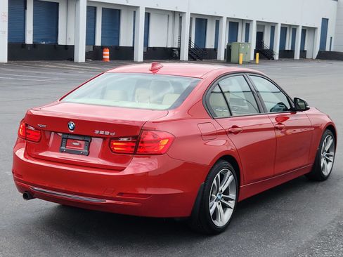 Used 2015 BMW 328d xDrive Sedan AWD/4WD image 4