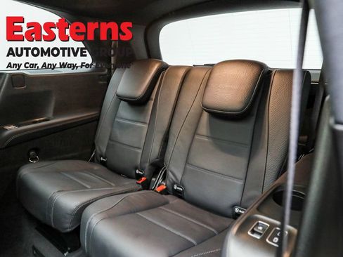 Used 2024 Mercedes-Benz GLS 450 4MATIC w/ AMG Line Exterior image 28