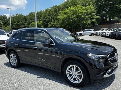 Certified 2026 Mercedes-Benz GLC 300 image 2
