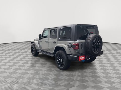 Used 2023 Jeep Wrangler Unlimited Sahara w/ Cold Weather Group AWD/4WD image 35