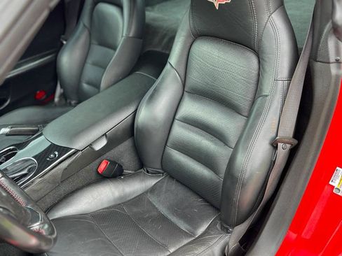 Used 2011 Chevrolet Corvette Grand Sport w/ Preferred Equipment Group RWD image 11