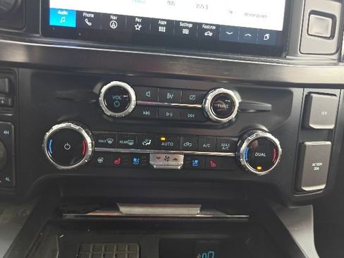 Used 2023 Ford F250 Lariat w/ Lariat Ultimate Package image 12