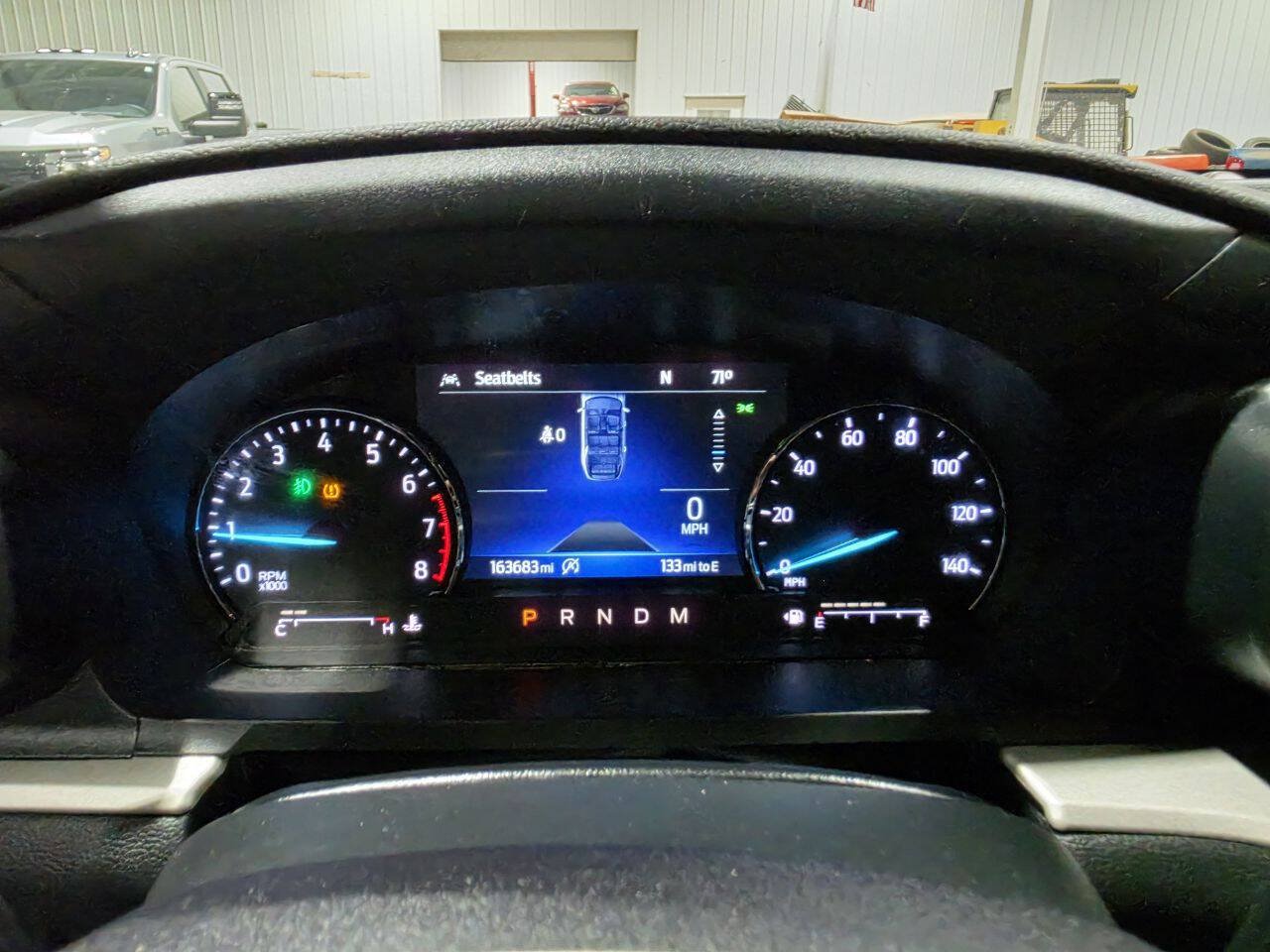 Used 2020 Ford Explorer XLT w/ Equipment Group 202A AWD/4WD image 37
