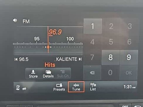 Used 2017 Porsche Macan image 12