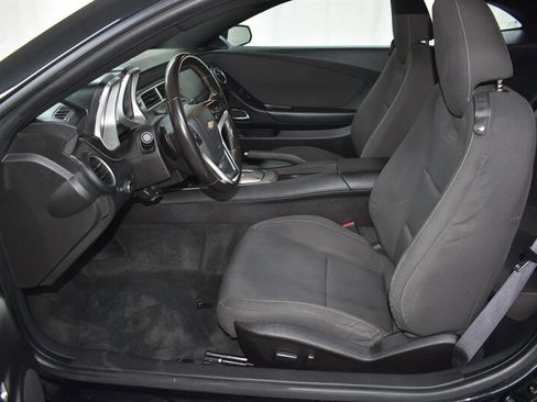 Used 2015 Chevrolet Camaro LT w/ 1LT Preferred Package RWD image 17