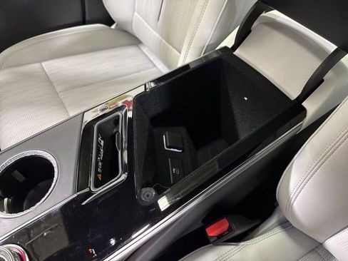 Certified 2024 Cadillac Lyriq Luxury image 58