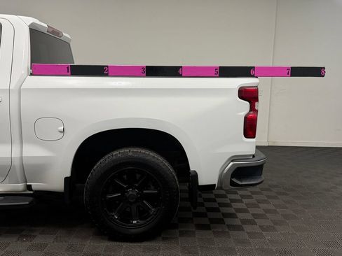 Used 2022 Chevrolet Silverado 1500 LT AWD/4WD image 12