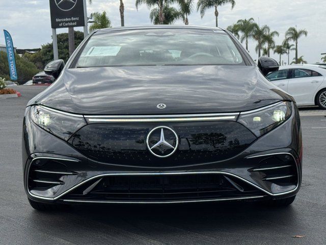 Used 2023 Mercedes-Benz EQS 580 4MATIC Sedan image 3
