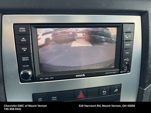 Used 2010 Jeep Commander Sport w/ Sun/Sound Group RWD image 21