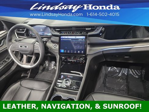 Used 2024 Jeep Grand Cherokee Limited 4xe image 12