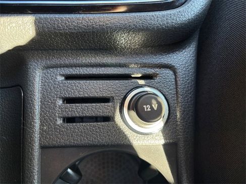 Used 2018 Volkswagen GTI SE image 26