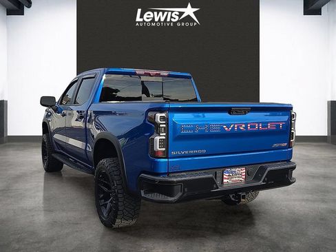 Used 2022 Chevrolet Silverado 1500 ZR2 w/ Technology Package AWD/4WD image 3