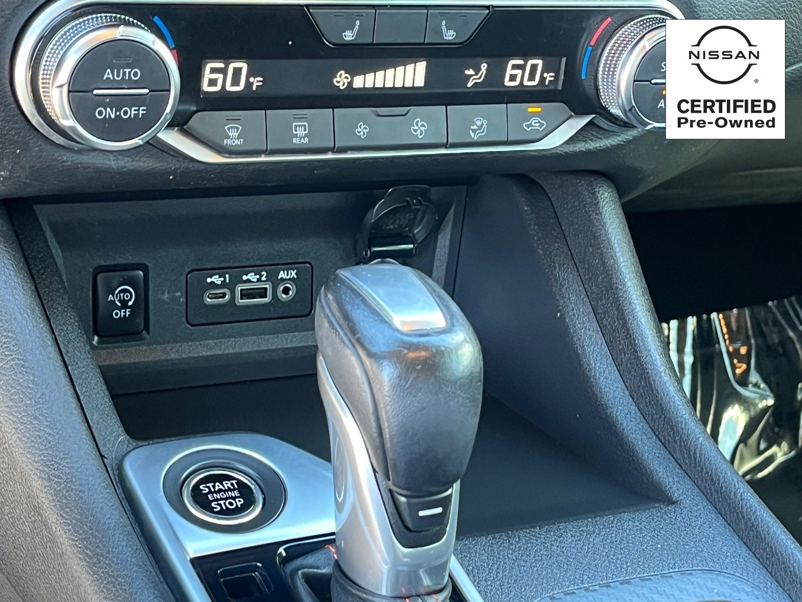 Certified 2025 Nissan Sentra SR FWD image 26