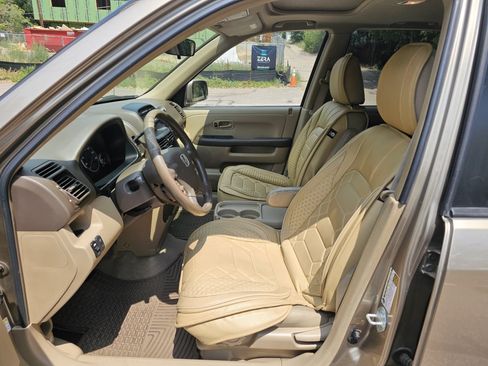 Used 2005 Honda CR-V EX image 9