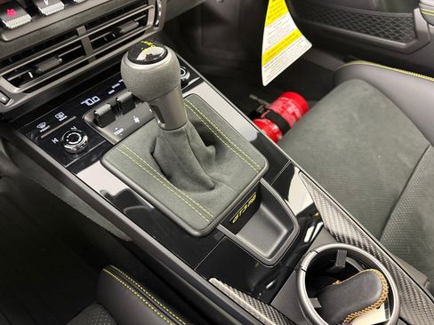 Used 2025 Porsche 911 GT3 RS image 18