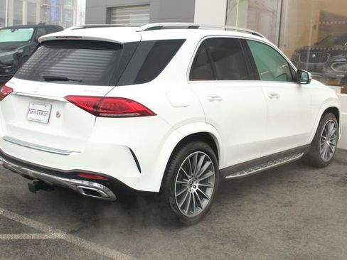 Used 2023 Mercedes-Benz GLE 350 4MATIC w/ AMG Line Exterior image 2