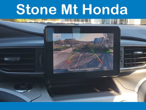 Used 2022 Ford Explorer XLT w/ Equipment Group 202A image 25