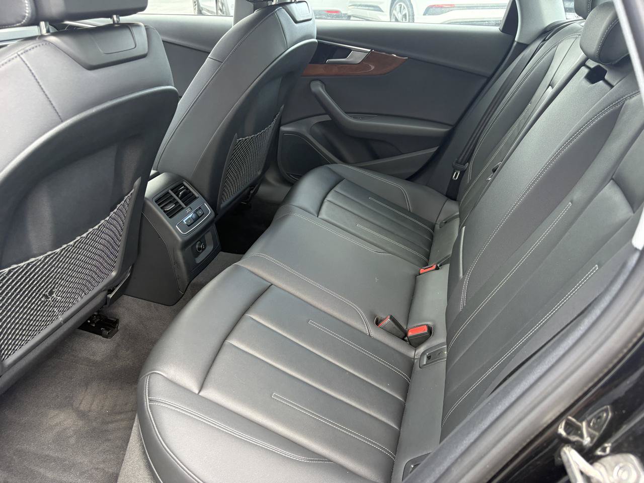 Used 2023 Audi A4 2.0T Premium w/ Convenience Package AWD/4WD image 8