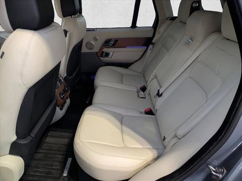 Used 2022 Land Rover Range Rover Westminster Edition image 16
