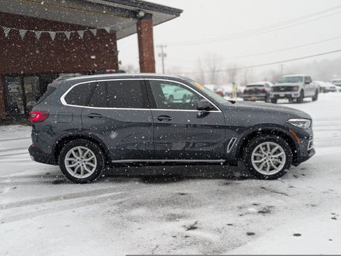 Used 2021 BMW X5 xDrive40i w/ Premium Package 3 image 13