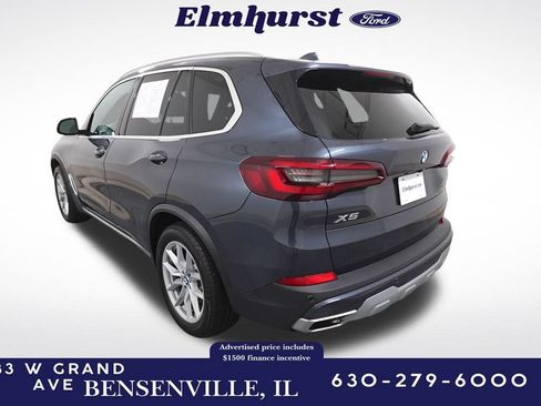 Used 2022 BMW X5 xDrive40i w/ Parking Assistance Package image 3
