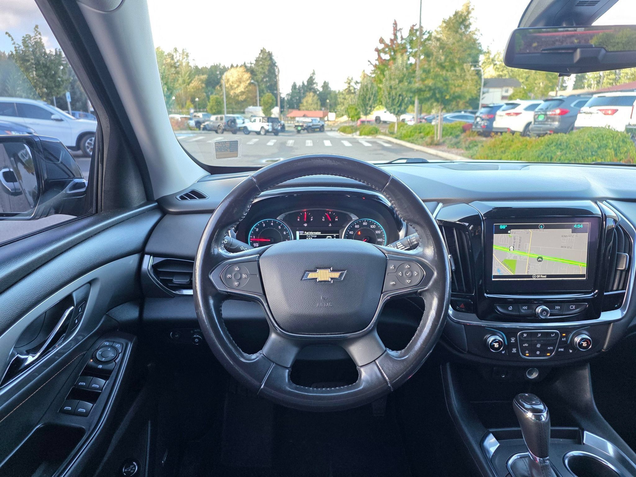 Used 2019 Chevrolet Traverse LT w/ LT Premium Package AWD/4WD image 12