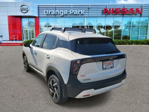 New 2026 Nissan Kicks SV image 3