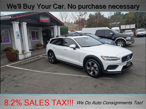 Used 2021 Volvo V60 T5 Cross Country w/ Climate Package image 4
