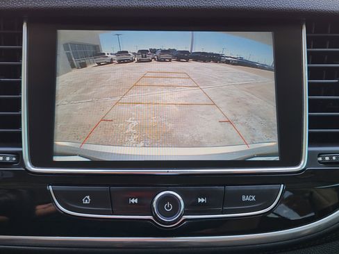 Used 2018 Buick Encore Preferred FWD image 18