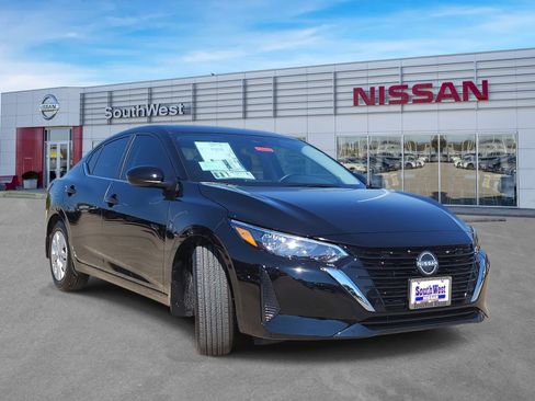 New 2025 Nissan Sentra S image 4