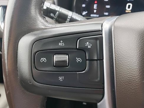 Used 2023 GMC Yukon XL SLT AWD/4WD image 28