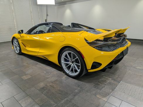 New 2026 McLaren 750S Spider image 4
