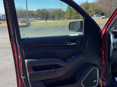 Used 2016 Chevrolet Tahoe LT image 24