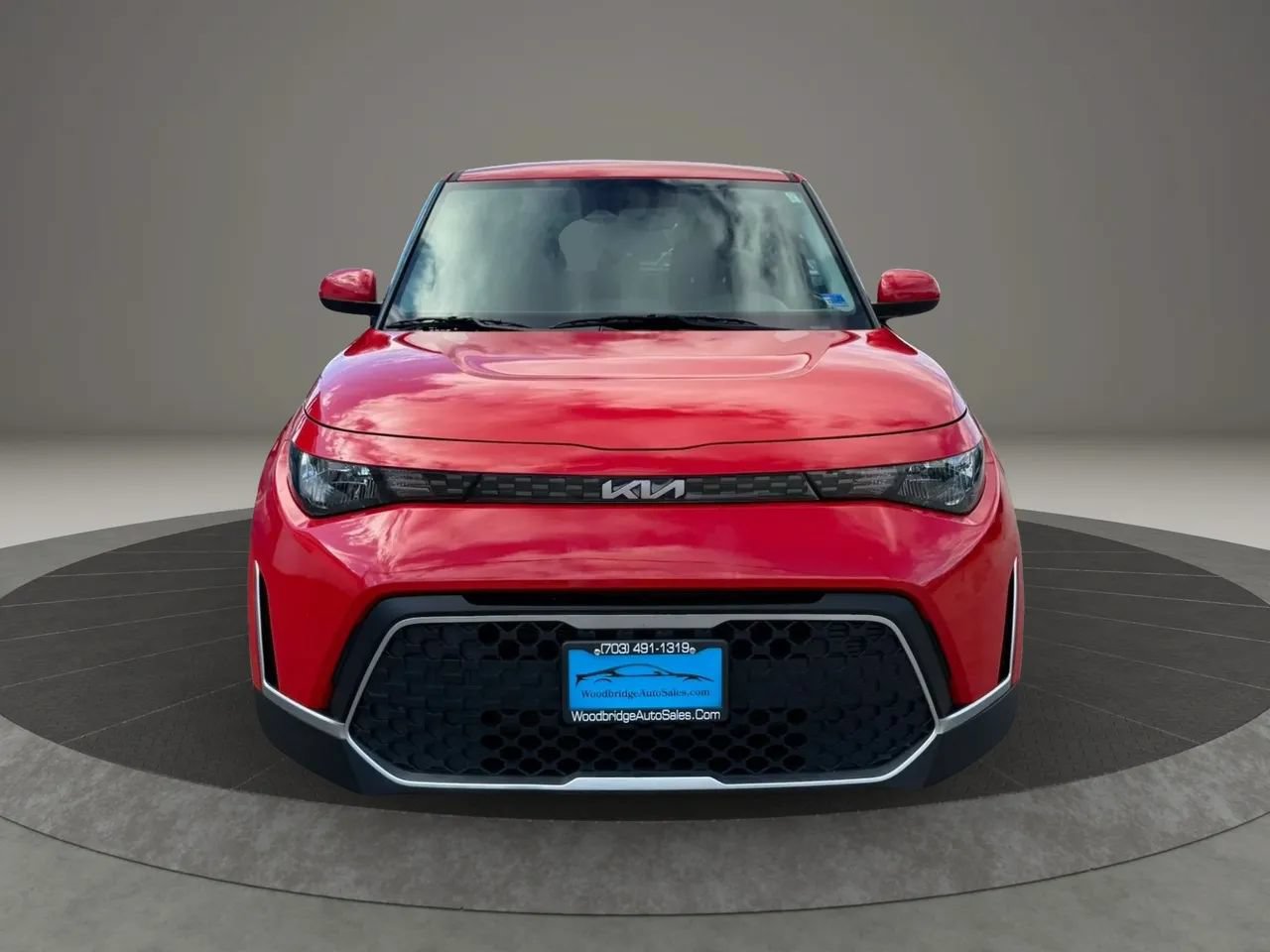 Used 2024 Kia Soul LX w/ LX Technology Package FWD image 8