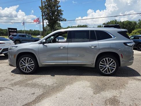 New 2026 Buick Enclave Avenir w/ Super Cruise Package FWD image 4