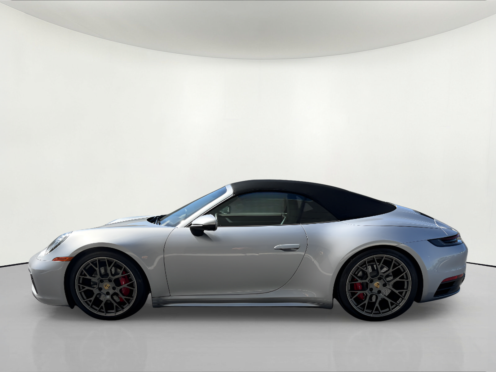 Certified 2020 Porsche 911 Carrera 4S AWD/4WD image 2