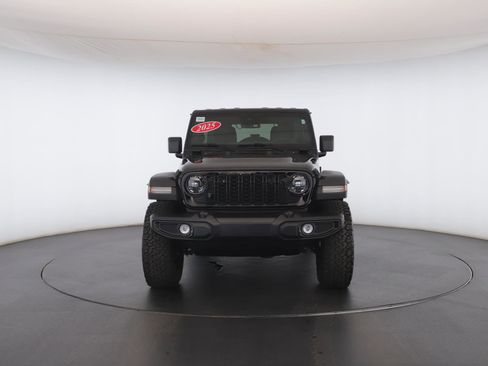 Used 2025 Jeep Wrangler Unlimited Sport image 23
