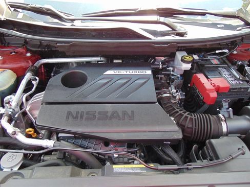 Used 2024 Nissan Rogue SV image 41