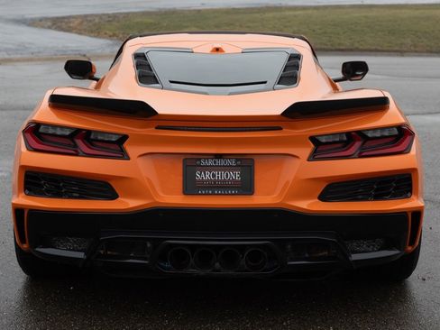 Used 2024 Chevrolet Corvette Z06 image 4