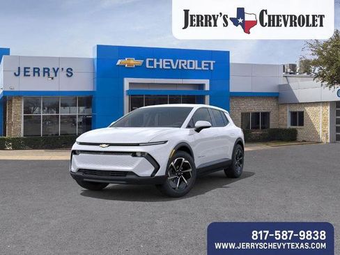 New 2026 Chevrolet Equinox EV LT image 10