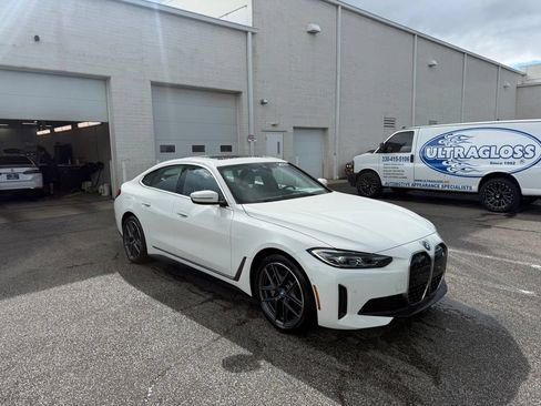 Used 2023 BMW i4 eDrive40 w/ Premium Package RWD image 7