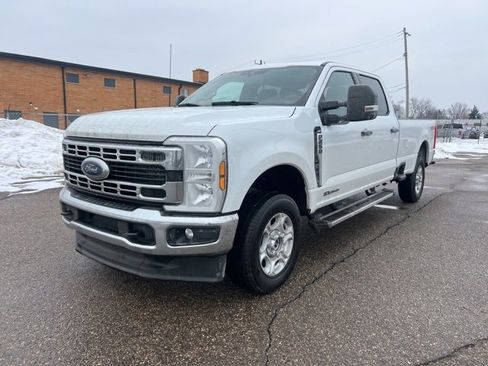 Certified 2025 Ford F250 XLT image 23