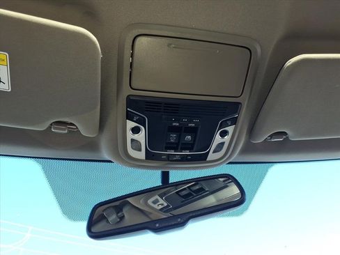 Used 2019 Honda Ridgeline RTL-T image 16