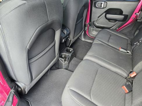 Certified 2022 Jeep Wrangler Unlimited Sport S image 31